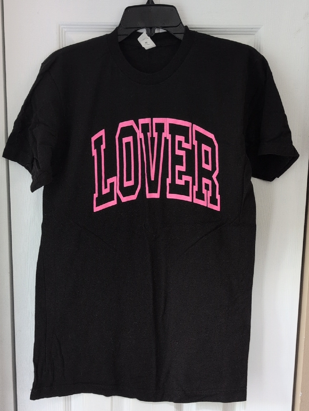 Graphic Tee Lover - Size M